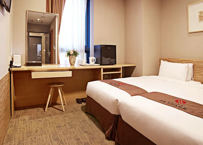 Hotel Skypark Myeongdong 3 3*