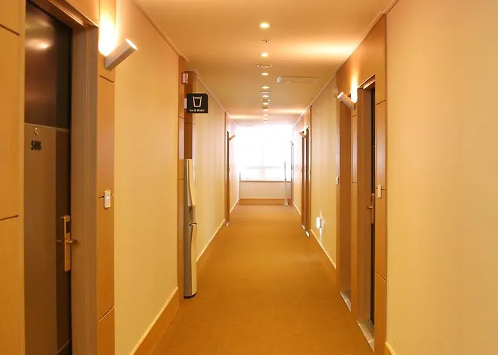 Hotel Skypark Myeongdong 3